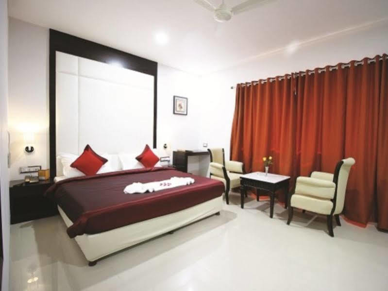 Landmark Raipur  Exterior photo
